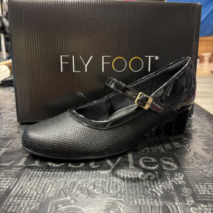 פלייפוט סירה עם רצועה שחור מיוחד