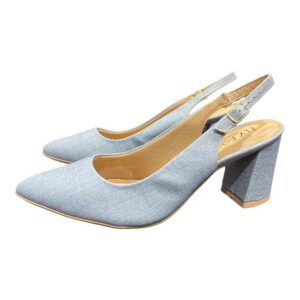 פלייפוט סנדלים בסגנון סלינג בק עקב צאנקי גינס