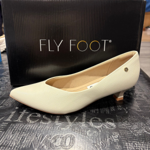 פלייפוט נעל סירה שפיץ עם עקב קטן אוופויט