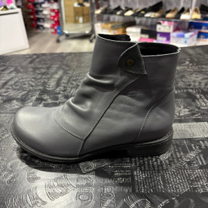 מגפון דגם 275 עור אפור