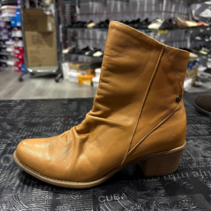 מגפון מכווץ עור אמיתי רפידת נוחות כמל