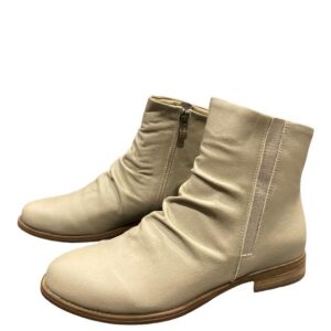 מגפון עור רוכסן עם גומי דגם דינה טאופ