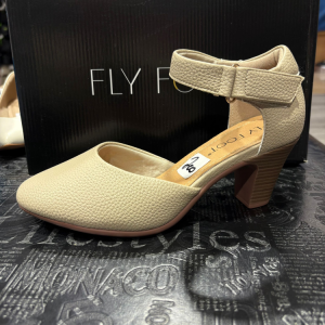 פלייפוט סירה עם סקוץ בז