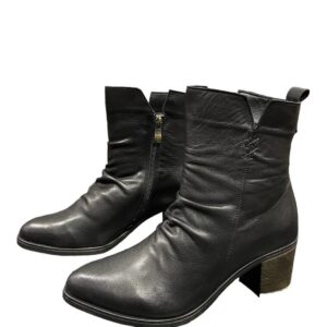 מגפון עור אמיתי עקב מכווץ שחור