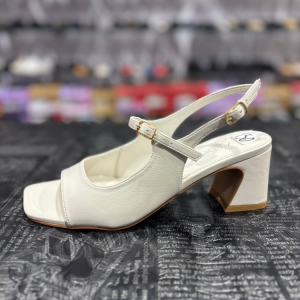 פליי פוט סנדל עקב שילוב רצועה