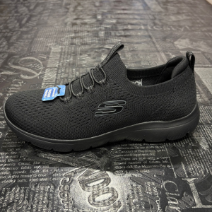 סקצרס נעל סריגה נוחה שחור מלא