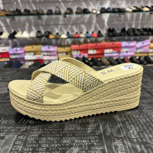 ניוז כפכף פלטפורמה קש