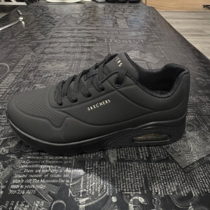 סקצרס אונו גזרה רחבה שחור WIDE