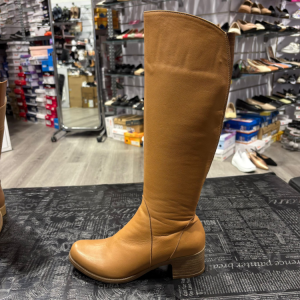 מגף עור אמיתי שילוב גומיה עור רך ונוח כמל